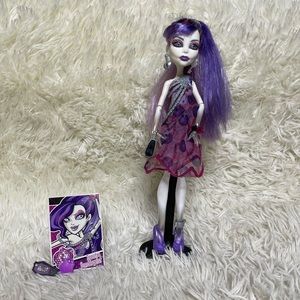 Monster high spectra vondergeist Dot Dead Gorgeous